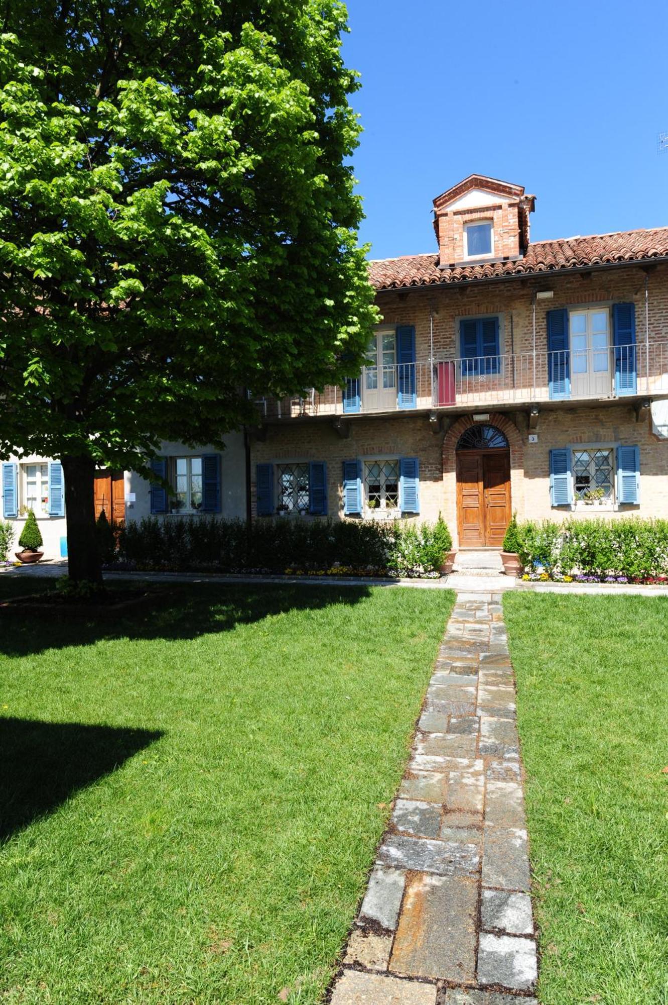 La Madernassa Resort - Casalora Dimora Storica Di Charme Гуарене Экстерьер фото